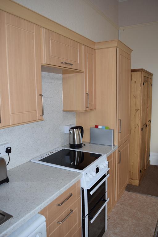 Tor Park Holiday Flatlets Torquay Exterior photo